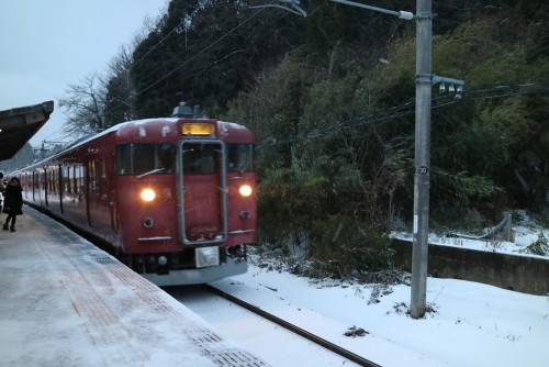 ＪＲ七尾線中津幡駅